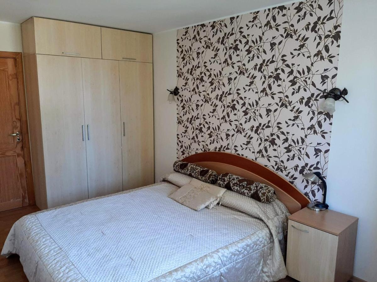 Irene Apartments 德拉肯恩凯 外观 照片